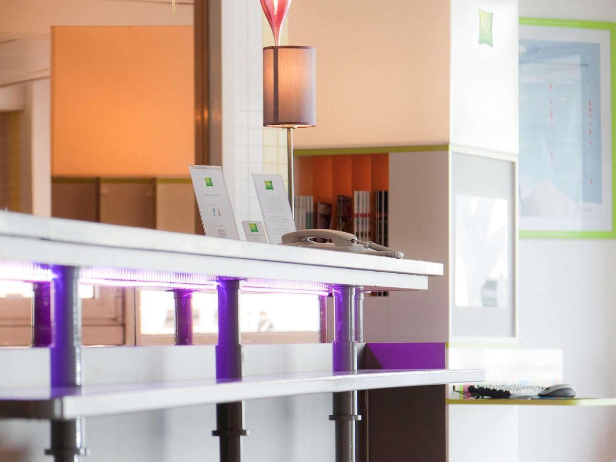 ホテル Ibis Styles Bourg En Bresse エクステリア 写真