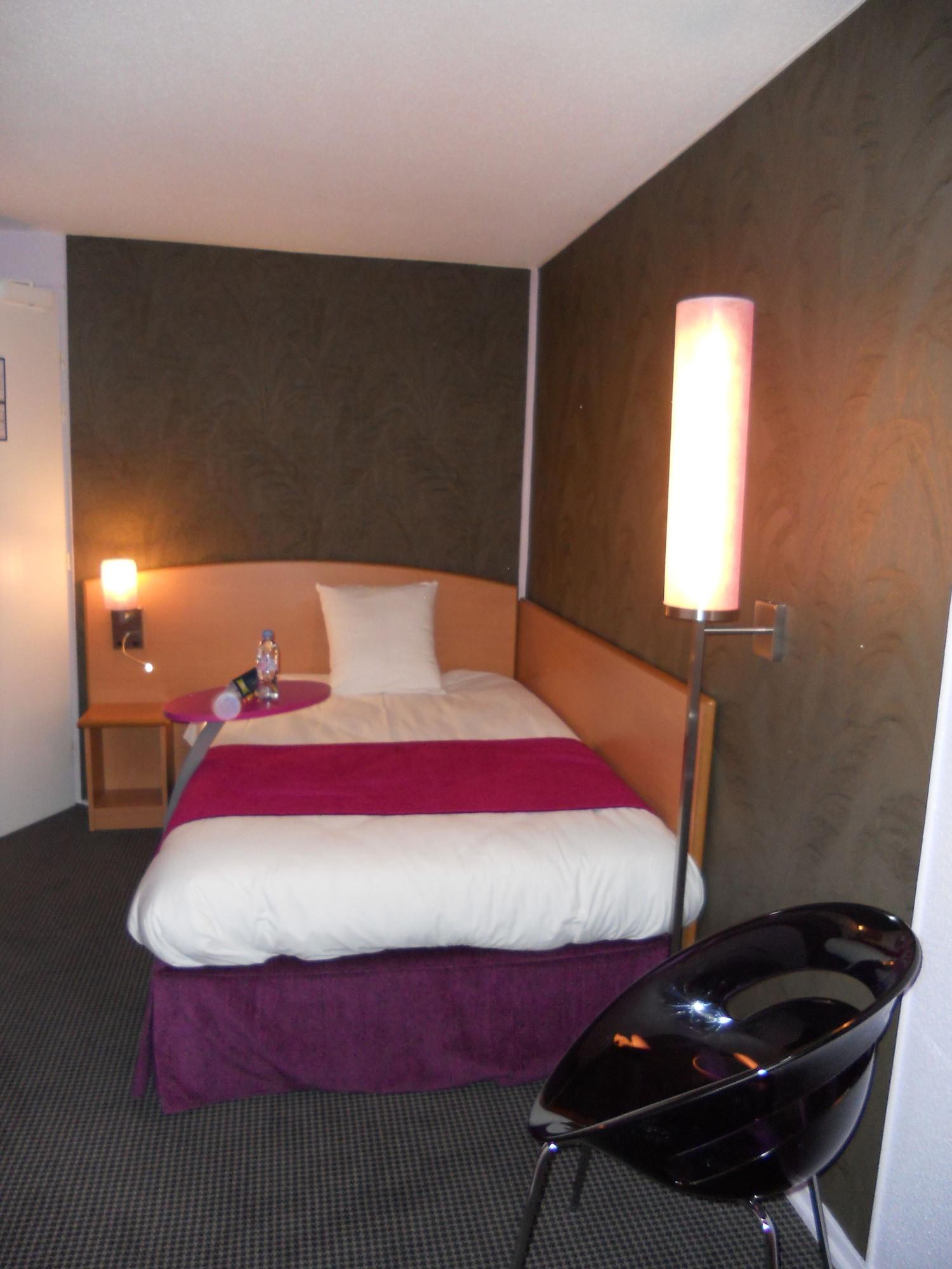 ホテル Ibis Styles Bourg En Bresse エクステリア 写真