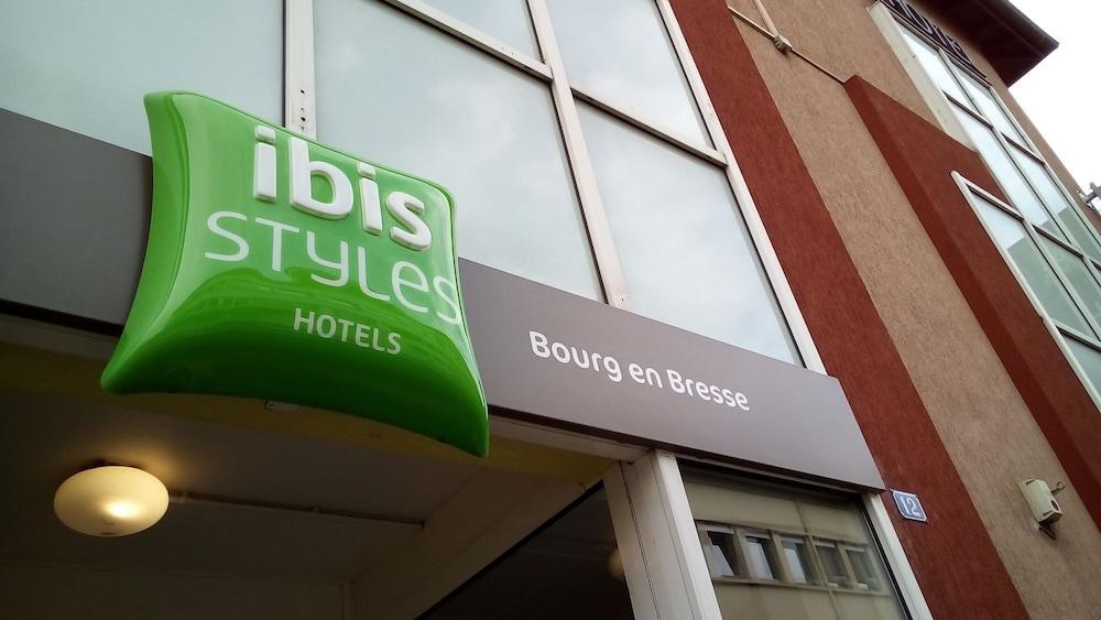 ホテル Ibis Styles Bourg En Bresse エクステリア 写真